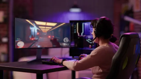 Black Hawk Curved WQDH