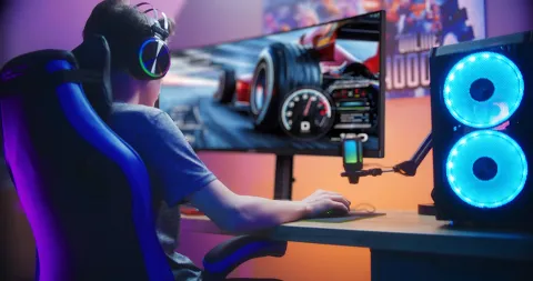 Gold Phoenix Curved WQHD